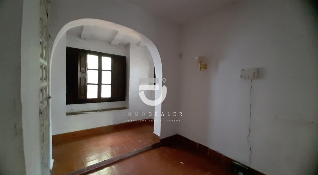 Chalet de 12 habitaciones en Dénia en venta con piscina - 817.000 € (Ref: 9533907)