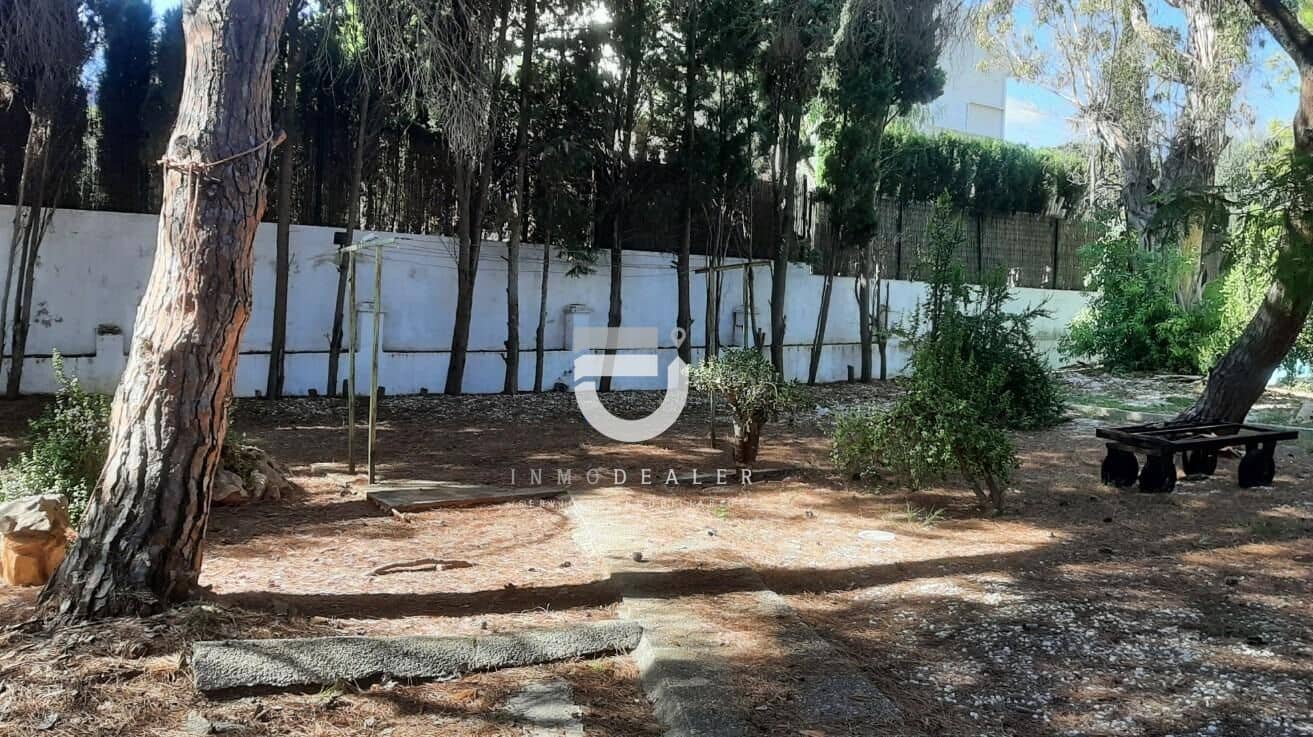 Chalet de 12 habitaciones en Dénia en venta con piscina - 817.000 € (Ref: 9533907)