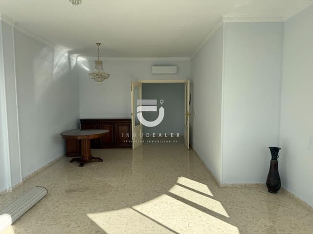 4 slaapkamer Flat te huur in Gandia met zwembad - € 1.000 (Ref: 9571379)