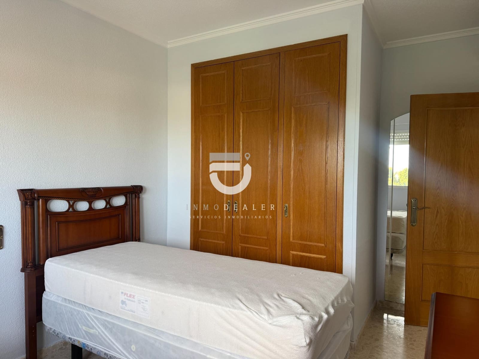 4 bedroom Flat for rent in Gandia with pool - € 1,100 (Ref: 9571379)