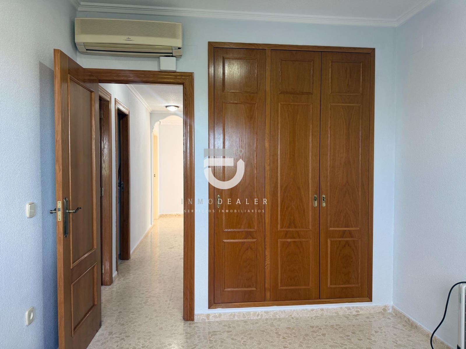 4 bedroom Flat for rent in Gandia with pool - € 1,100 (Ref: 9571379)