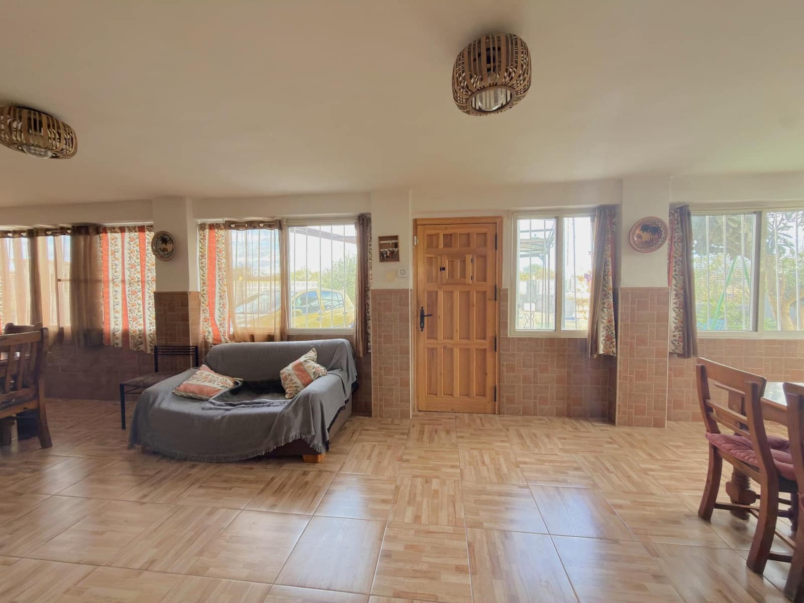 5 Zimmer Villa zu verkaufen in Vila-real mit Pool Garage - 295.000 € (Ref: 9583051)