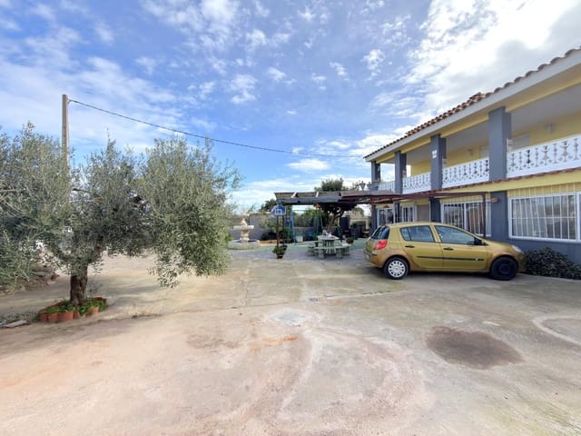 5 Zimmer Villa zu verkaufen in Vila-real mit Pool Garage - 295.000 € (Ref: 9583051)