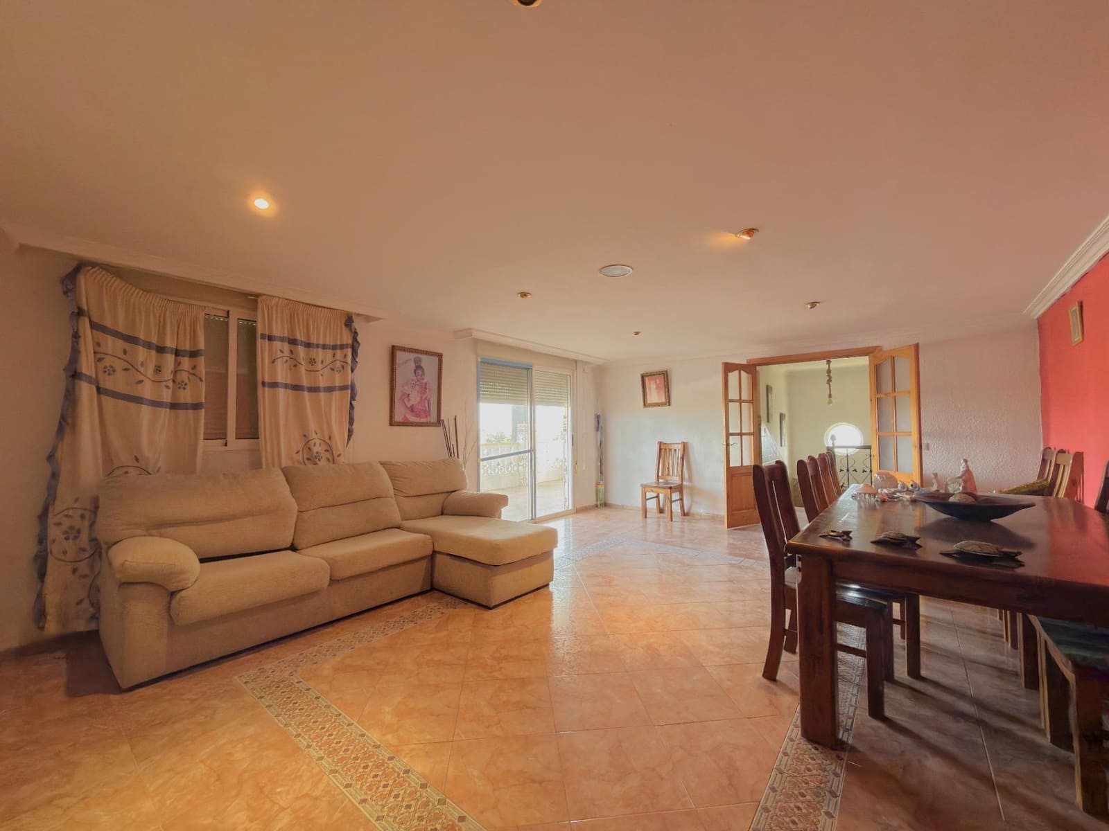 5 Zimmer Villa zu verkaufen in Vila-real mit Pool Garage - 295.000 € (Ref: 9583051)