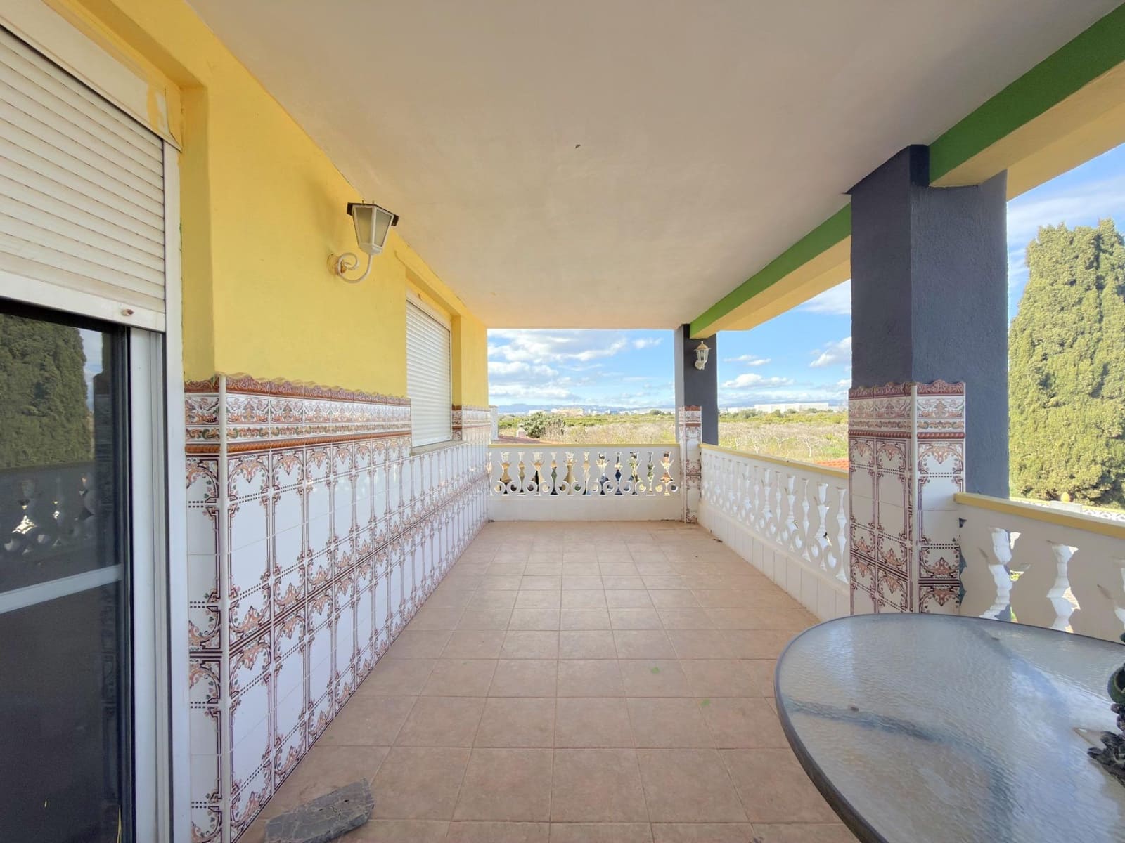 5 Zimmer Villa zu verkaufen in Vila-real mit Pool Garage - 295.000 € (Ref: 9583051)