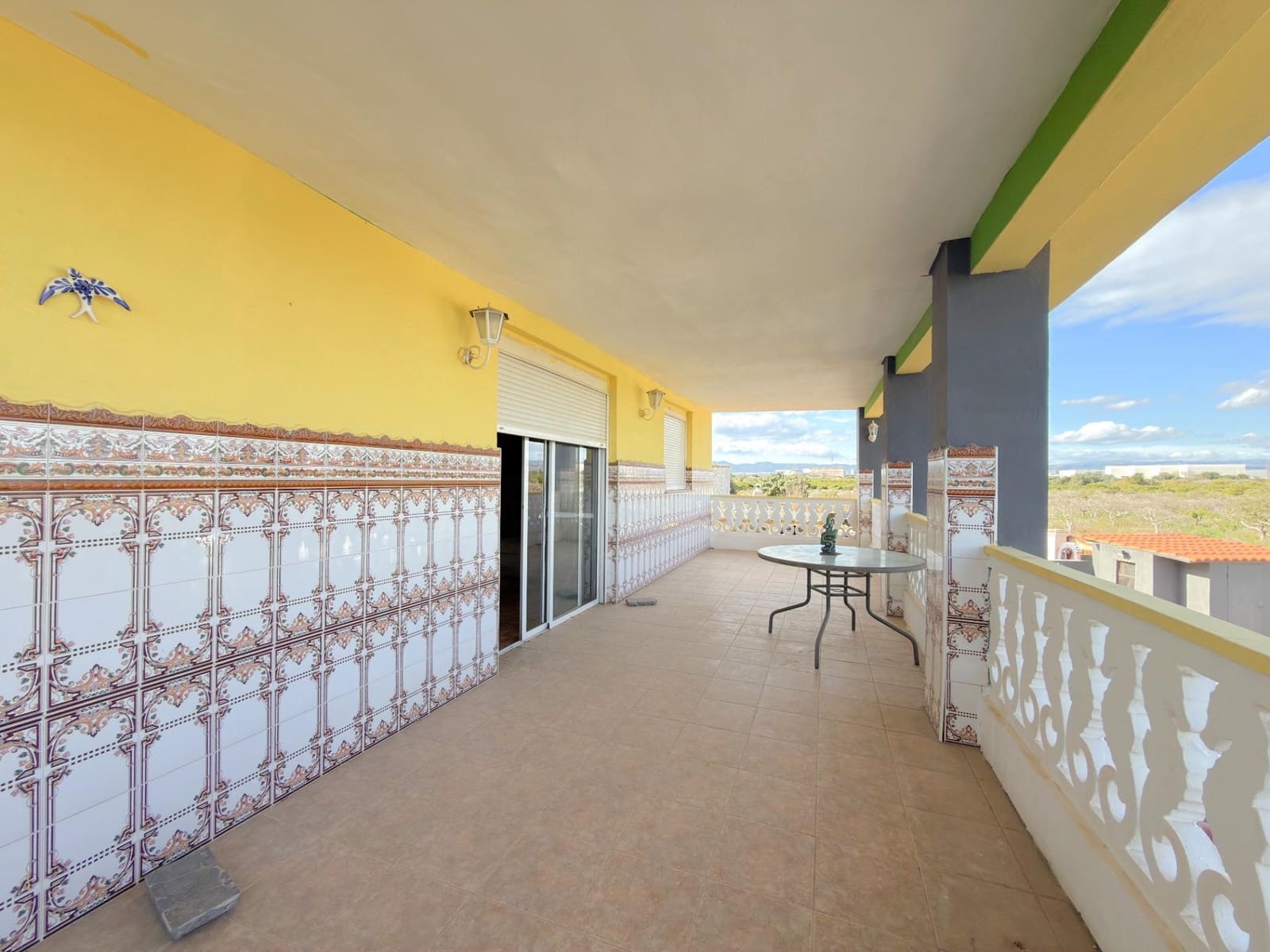 5 Zimmer Villa zu verkaufen in Vila-real mit Pool Garage - 295.000 € (Ref: 9583051)