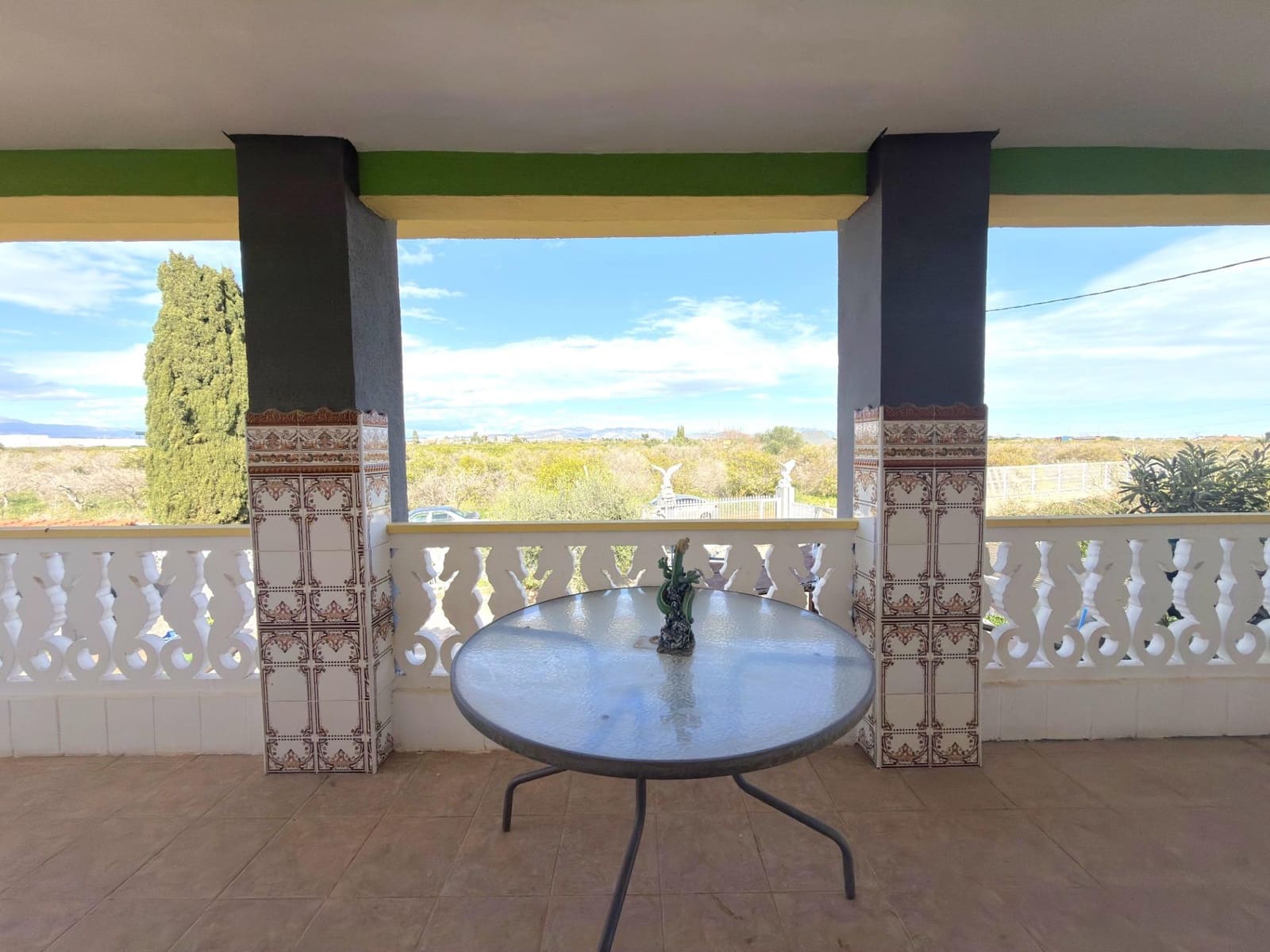 5 Zimmer Villa zu verkaufen in Vila-real mit Pool Garage - 295.000 € (Ref: 9583051)