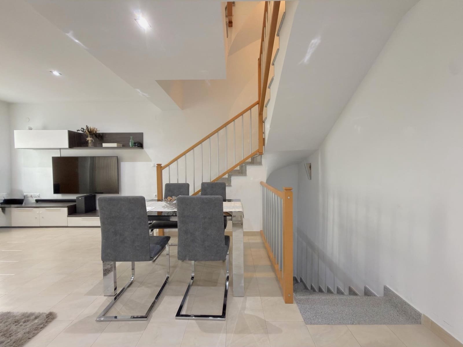 4 sovrum Radhus till salu i Miramar med garage - 300 000 € (Ref: 9583053)