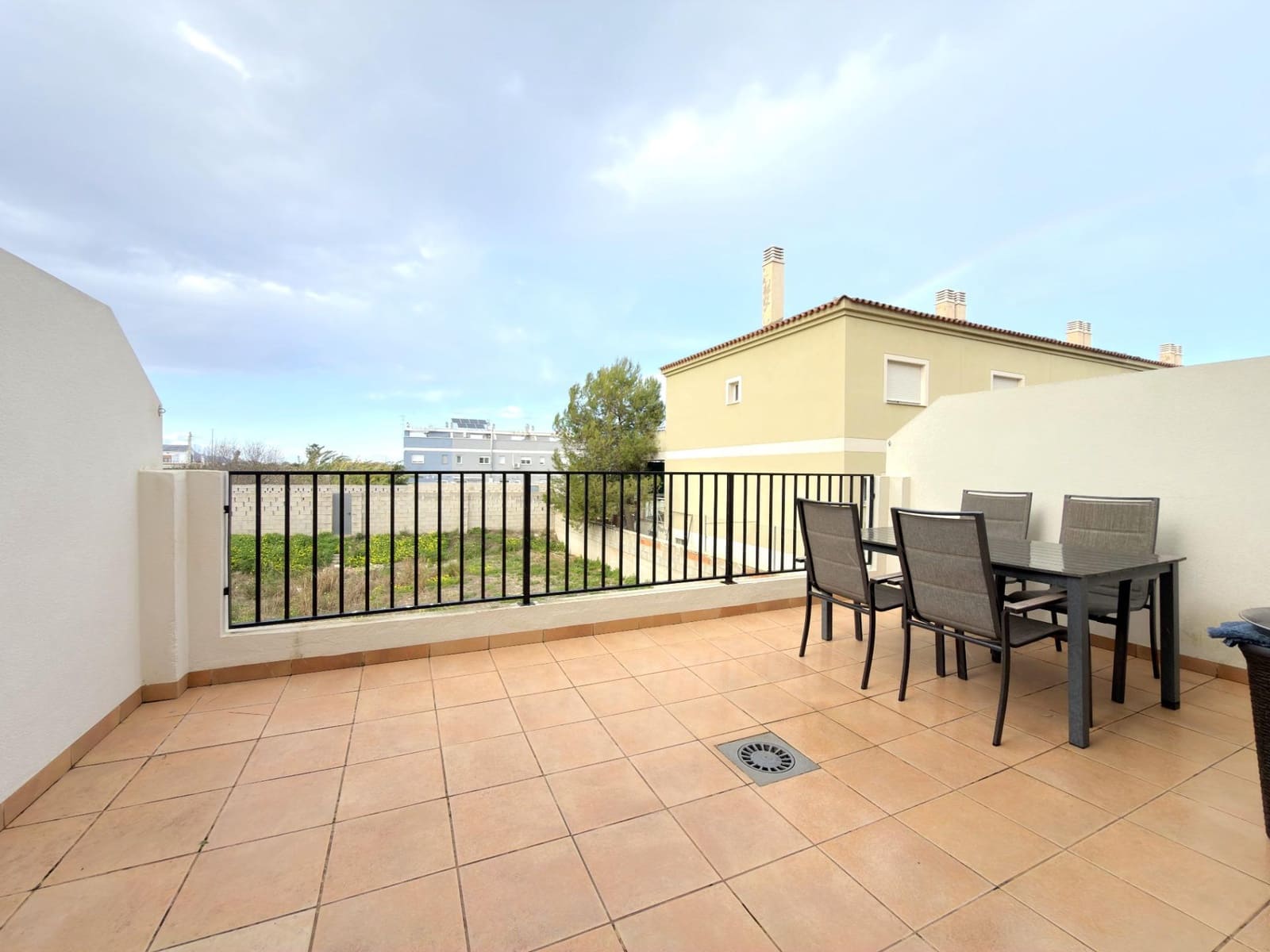 4 sovrum Radhus till salu i Miramar med garage - 300 000 € (Ref: 9583053)