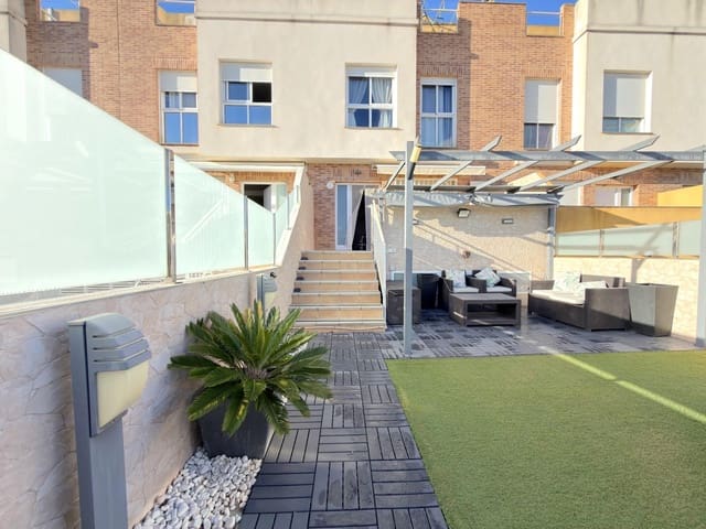 4 sovrum Radhus till salu i Miramar med garage - 300 000 € (Ref: 9583053)