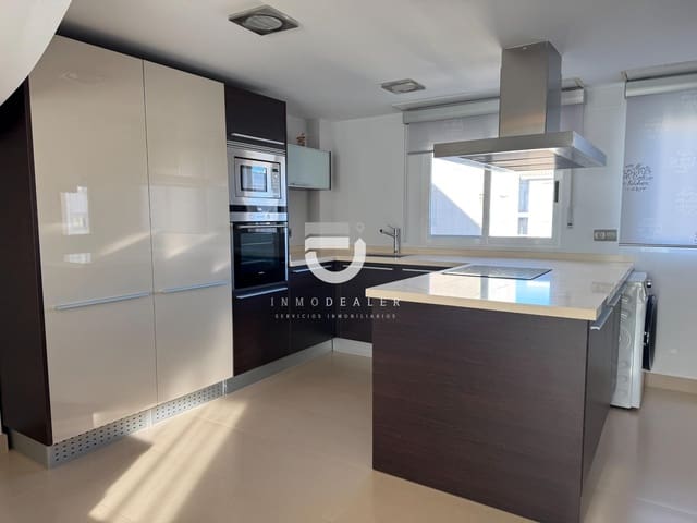 3 bedroom Apartment for sale in Gandia with pool - € 290,000 (Ref: 9625893)