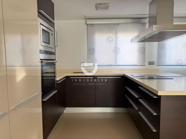 3 bedroom Apartment for sale in Gandia with pool - € 290,000 (Ref: 9625893)