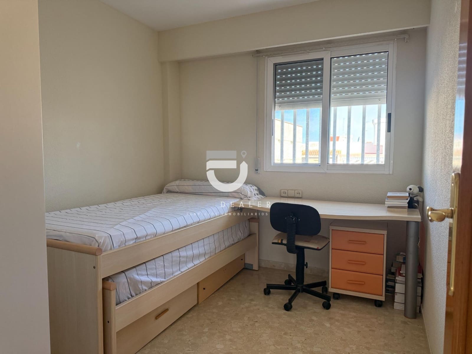 3 bedroom Apartment for sale in Gandia with pool - € 290,000 (Ref: 9625893)