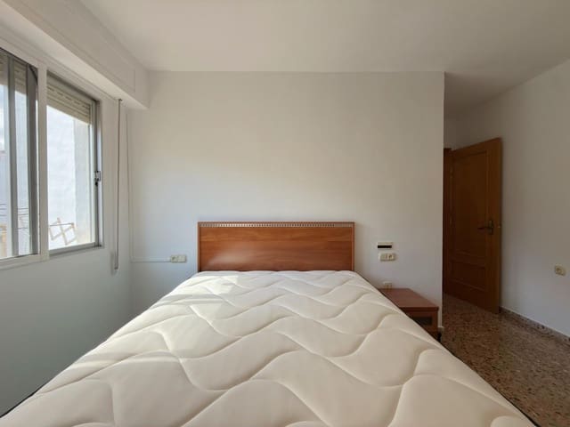 3 makuuhuone Asunto myytävänä paikassa Gandia - 157 500 € (Ref: 9666745)