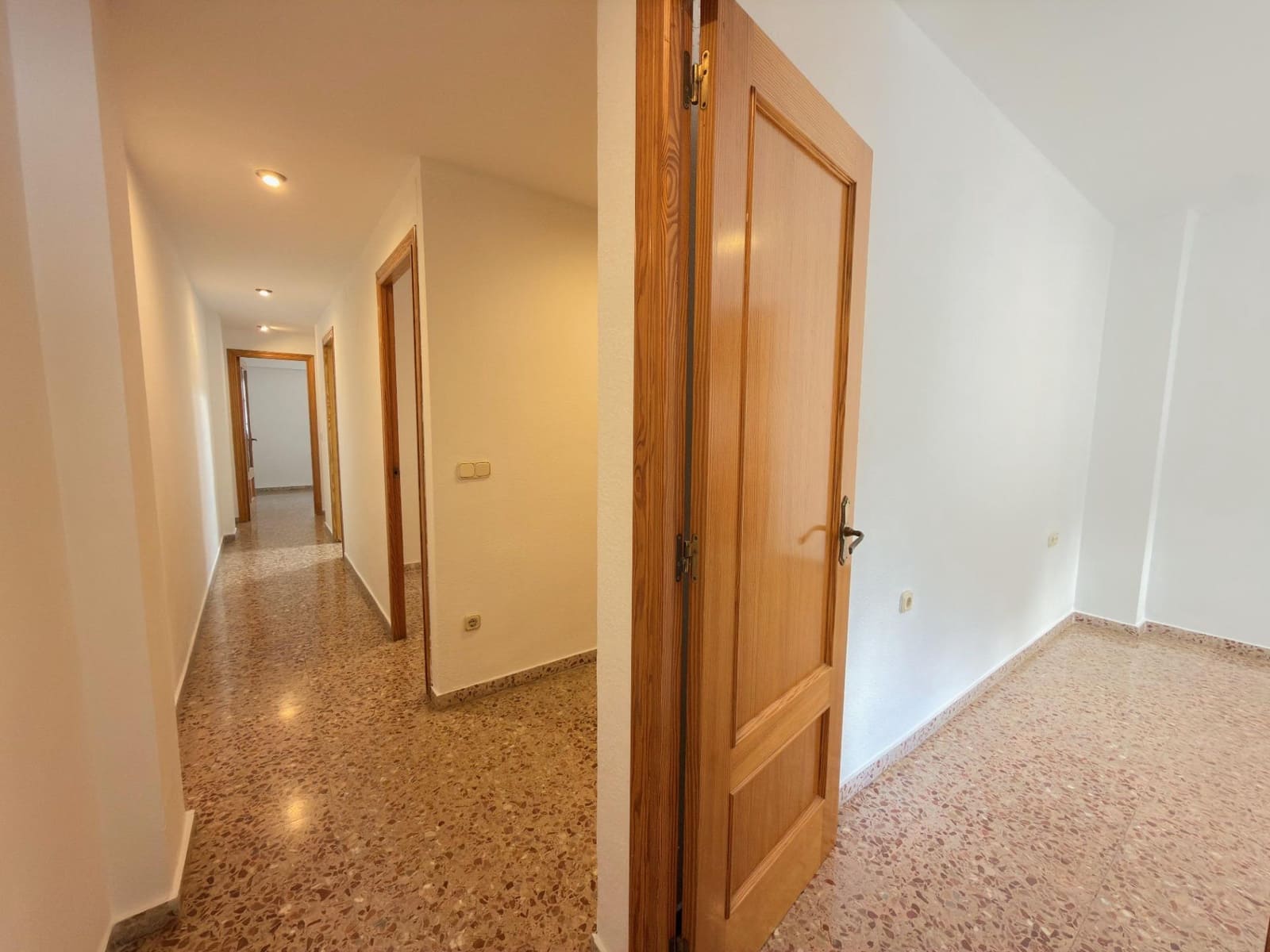 3 makuuhuone Asunto myytävänä paikassa Gandia - 157 500 € (Ref: 9666745)