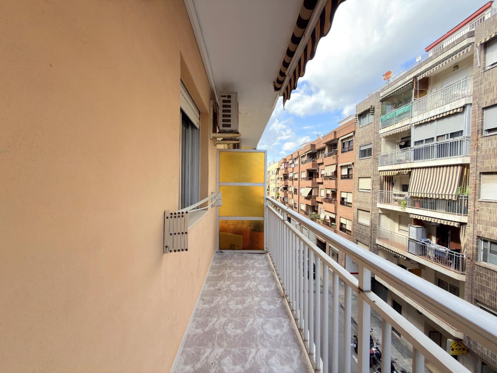 3 makuuhuone Asunto myytävänä paikassa Gandia - 157 500 € (Ref: 9666745)