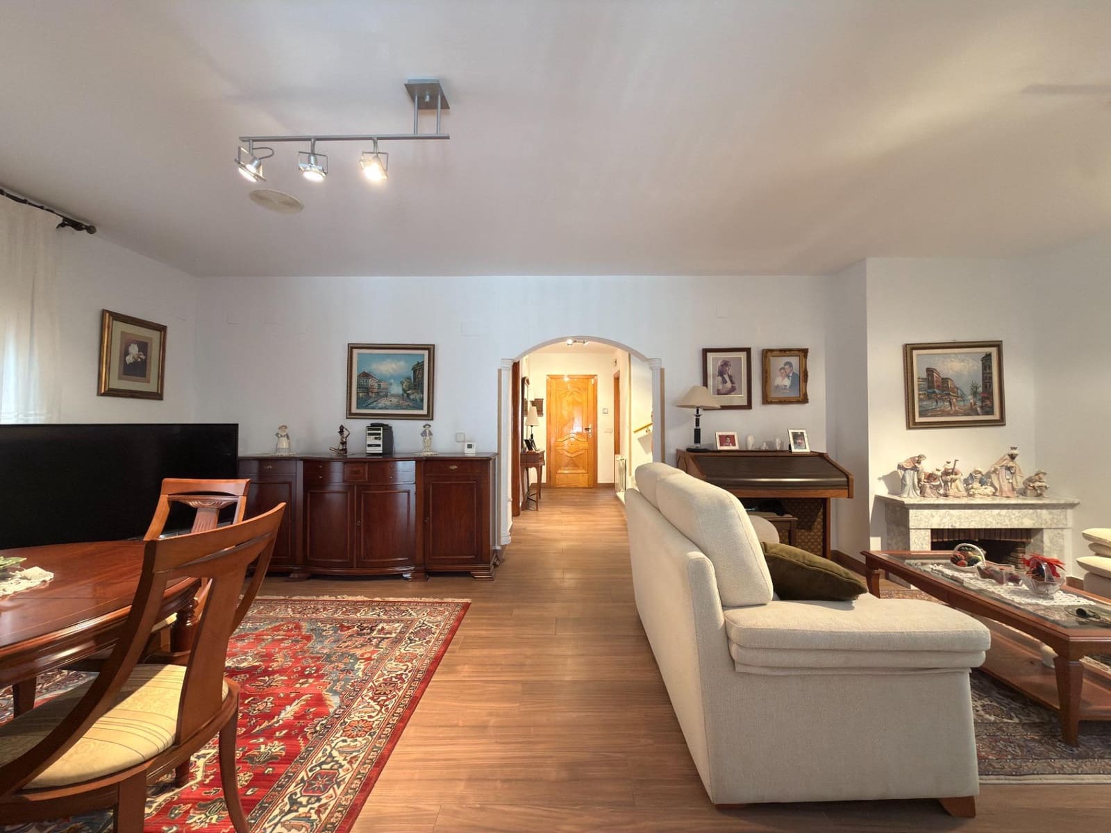 4 quarto Moradia para venda em Gandia com garagem - 517 000 € (Ref: 9720139)