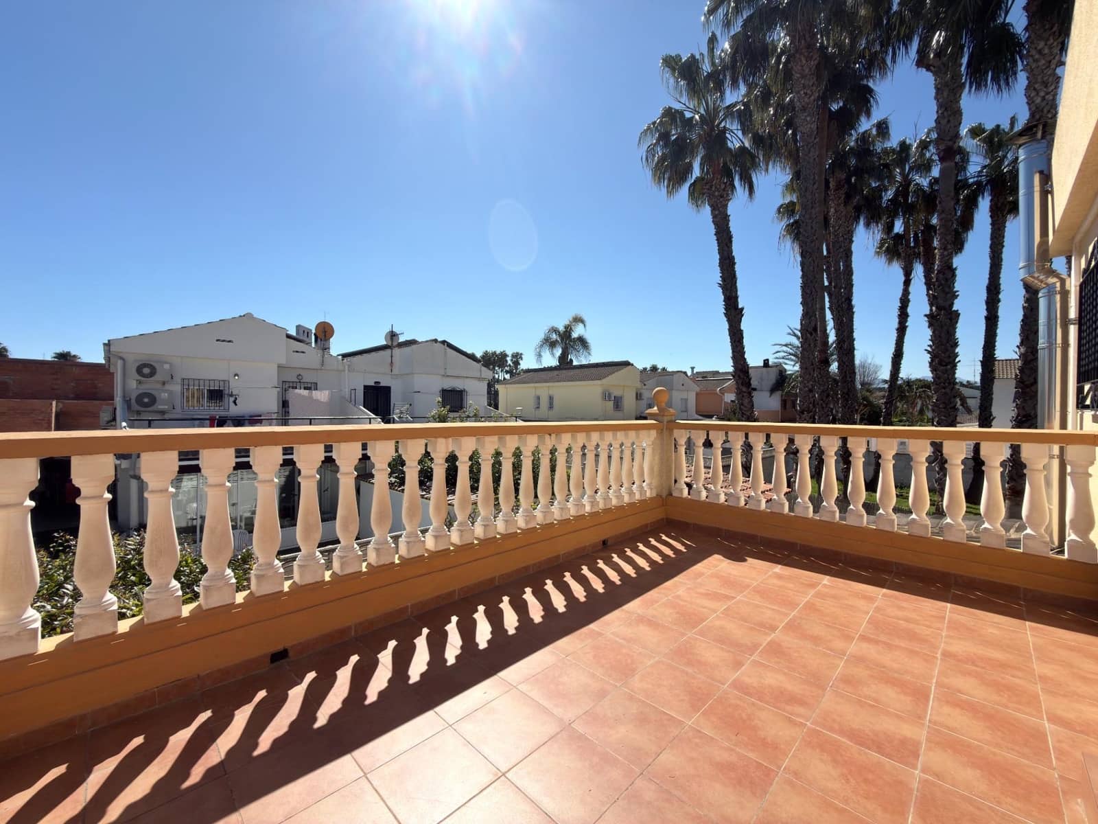 4 quarto Moradia para venda em Gandia com garagem - 517 000 € (Ref: 9720139)