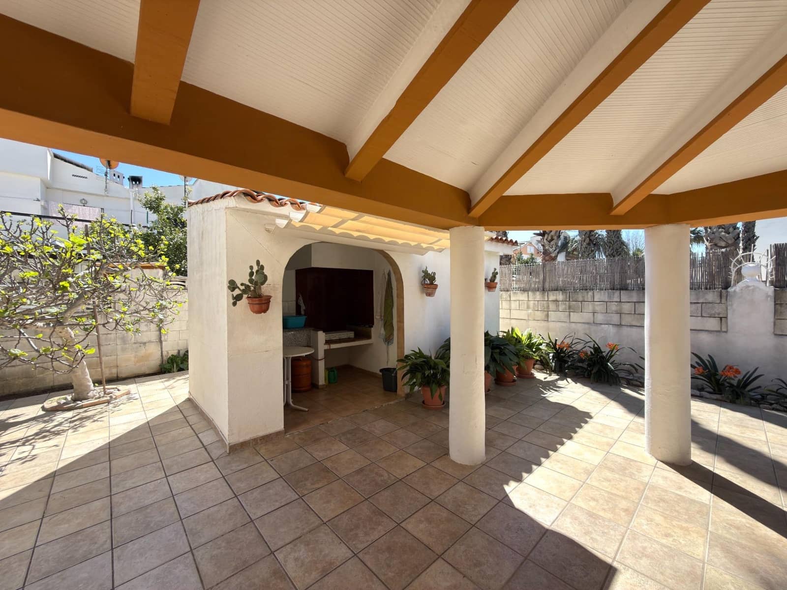 4 quarto Moradia para venda em Gandia com garagem - 517 000 € (Ref: 9720139)