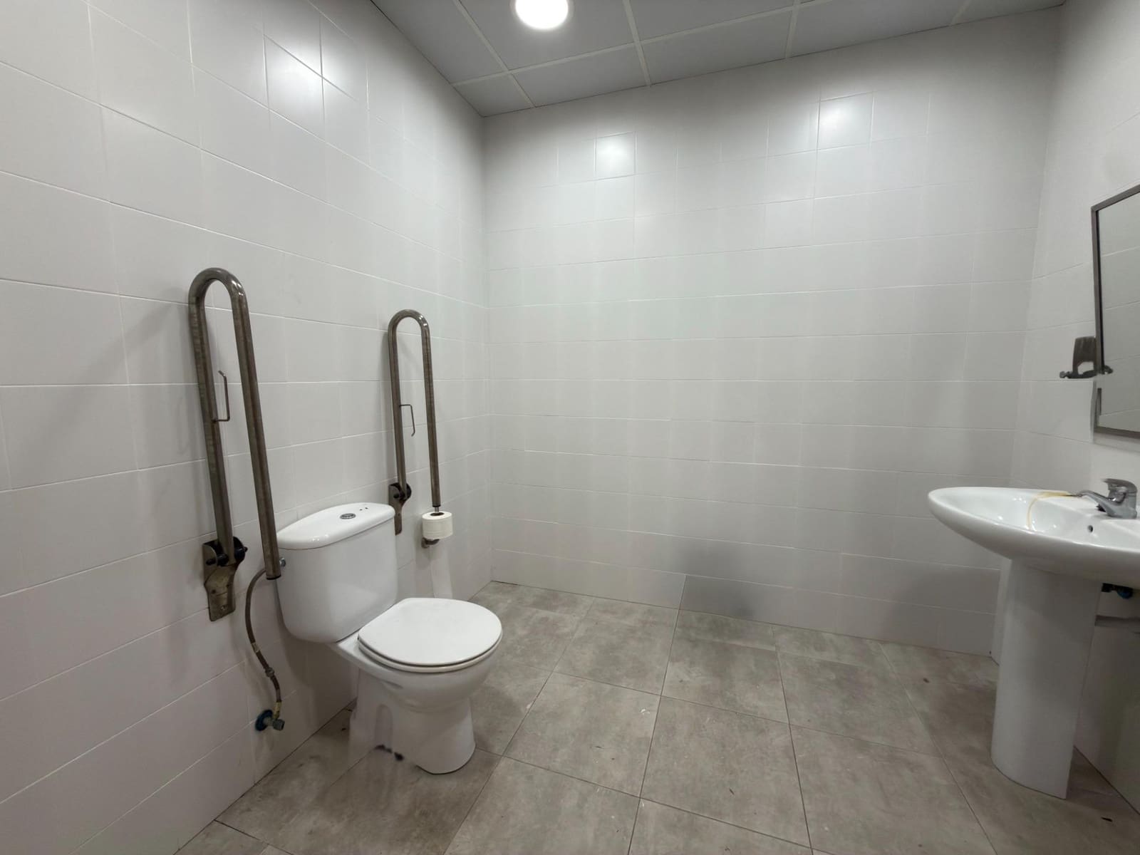 16 quarto Comercial para venda em Gandia - 265 000 € (Ref: 9726823)