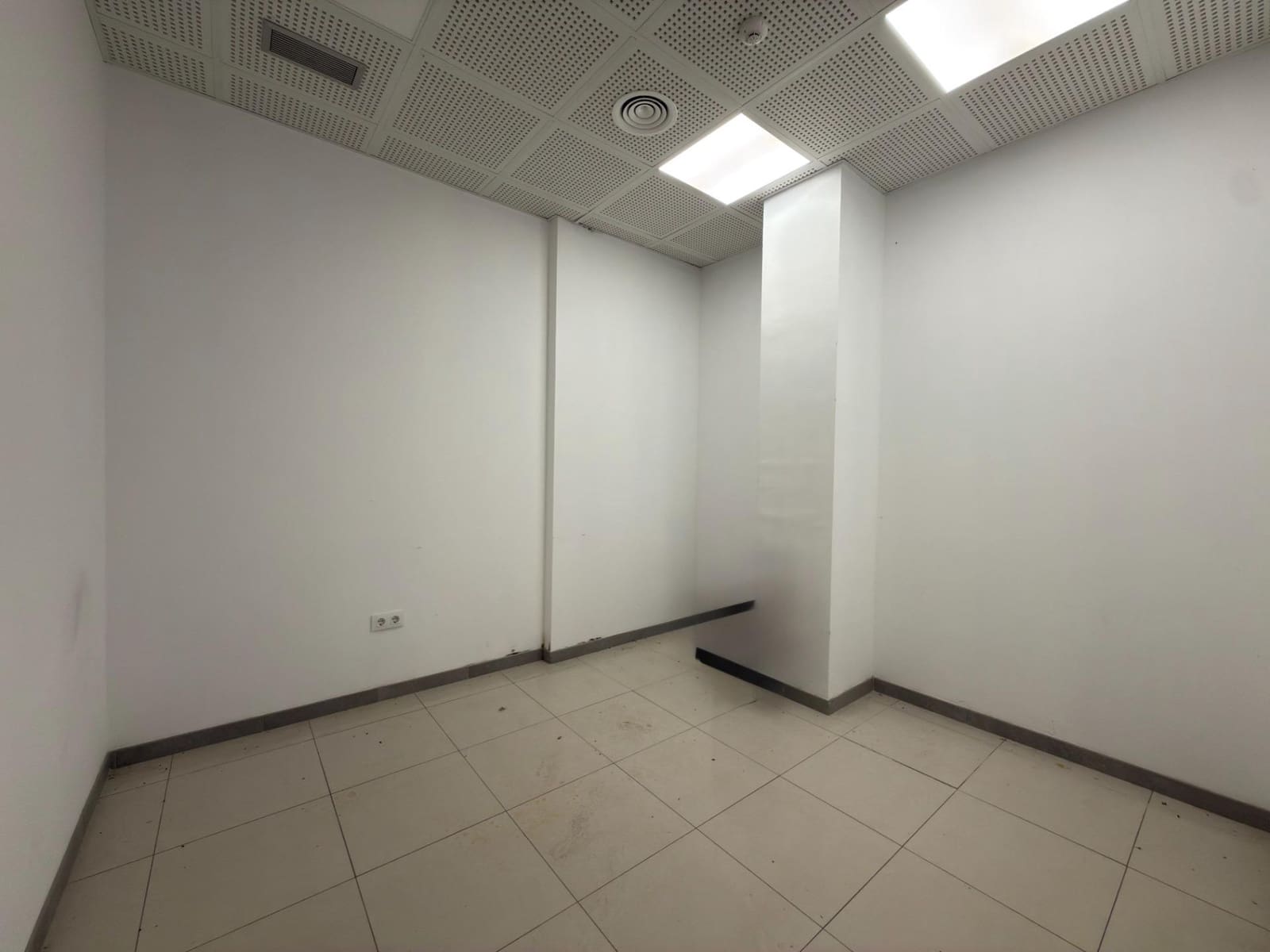 16 quarto Comercial para venda em Gandia - 265 000 € (Ref: 9726823)