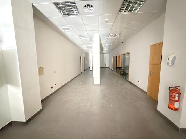16 quarto Comercial para venda em Gandia - 265 000 € (Ref: 9726823)
