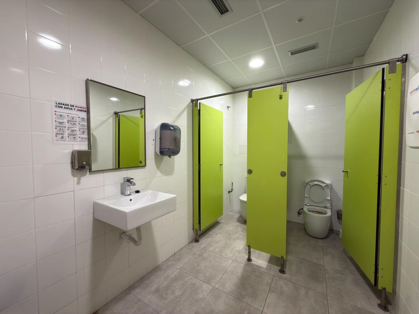 16 quarto Comercial para venda em Gandia - 265 000 € (Ref: 9726823)