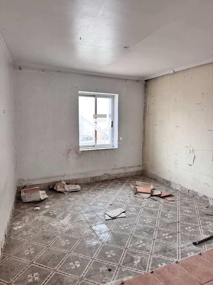 3 bedroom Townhouse for sale in Beniarjo - € 69,900 (Ref: 9743974)