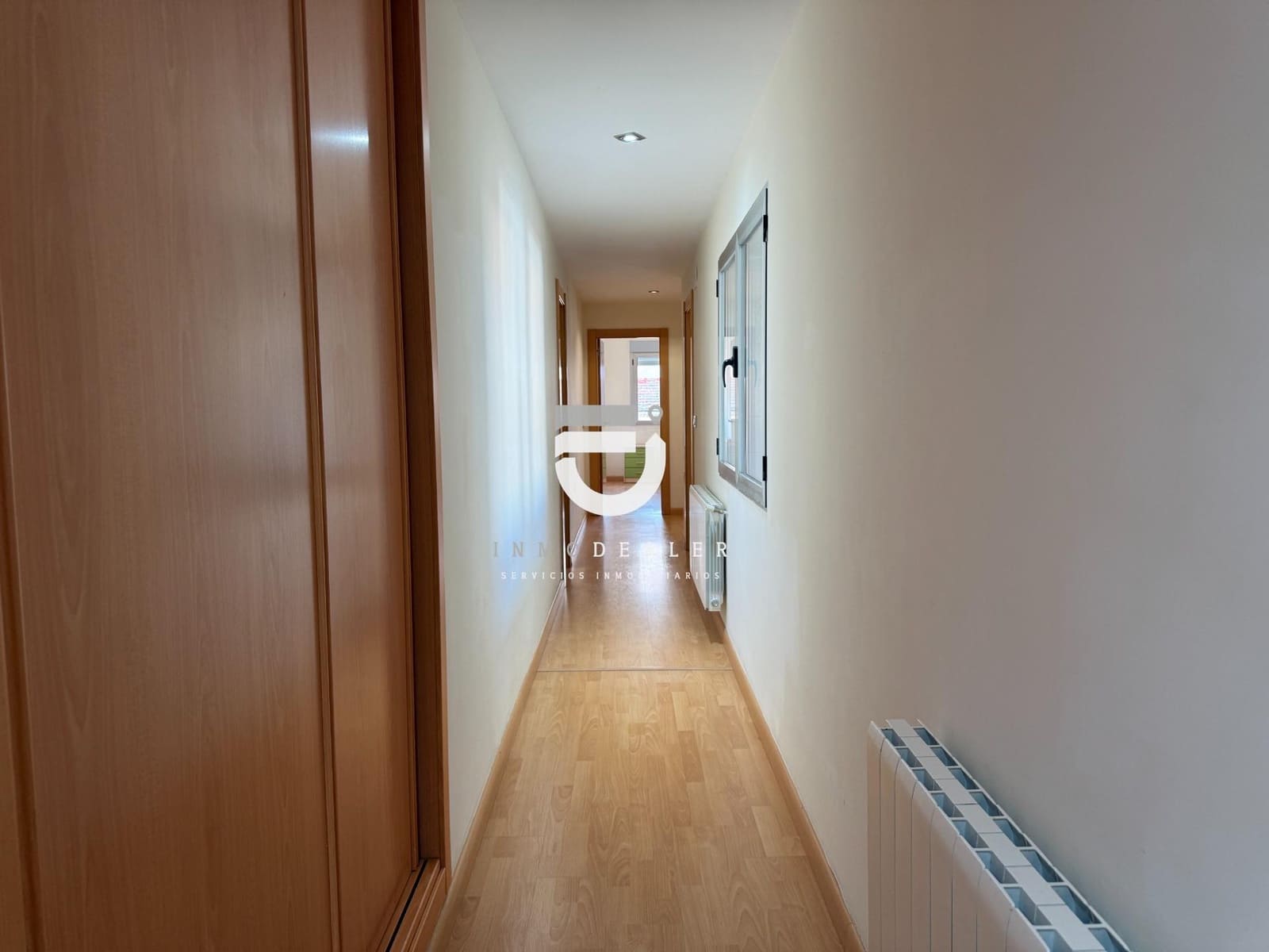 4 bedroom Flat for sale in Castalla - € 210,000 (Ref: 9762113)