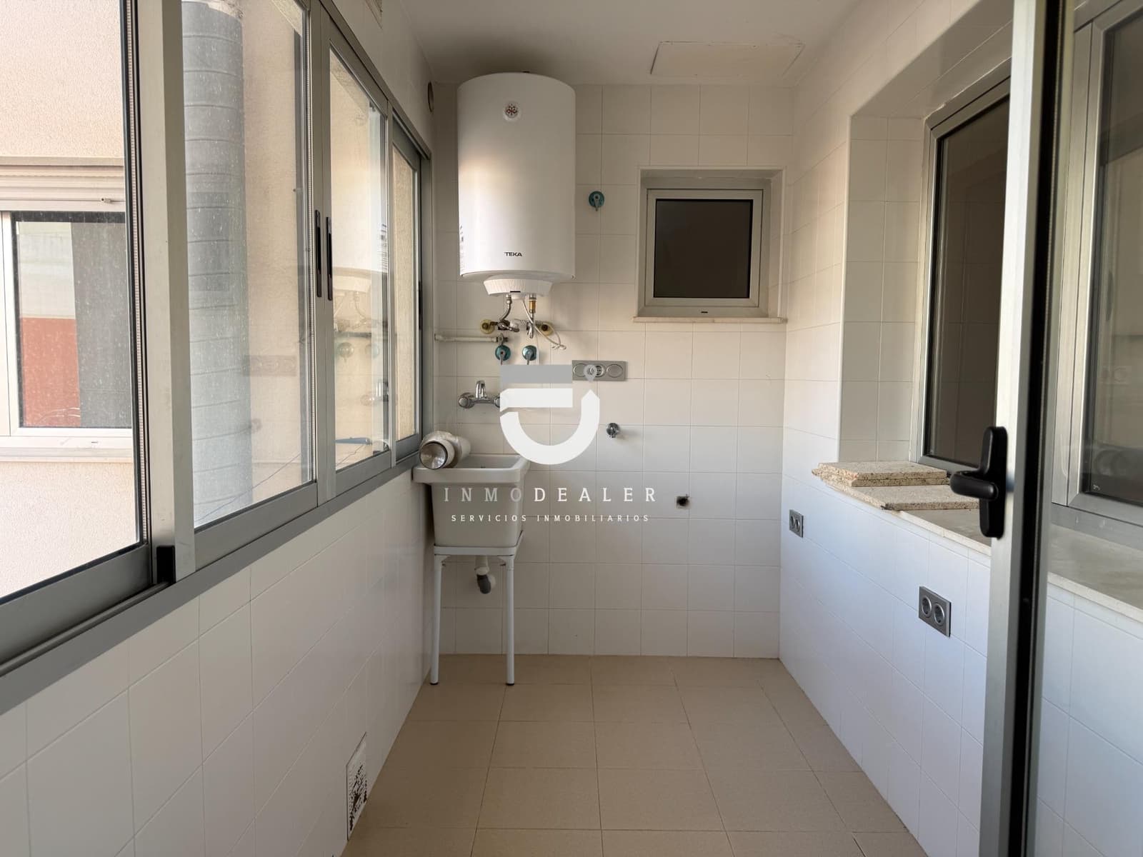 4 bedroom Flat for sale in Castalla - € 210,000 (Ref: 9762113)
