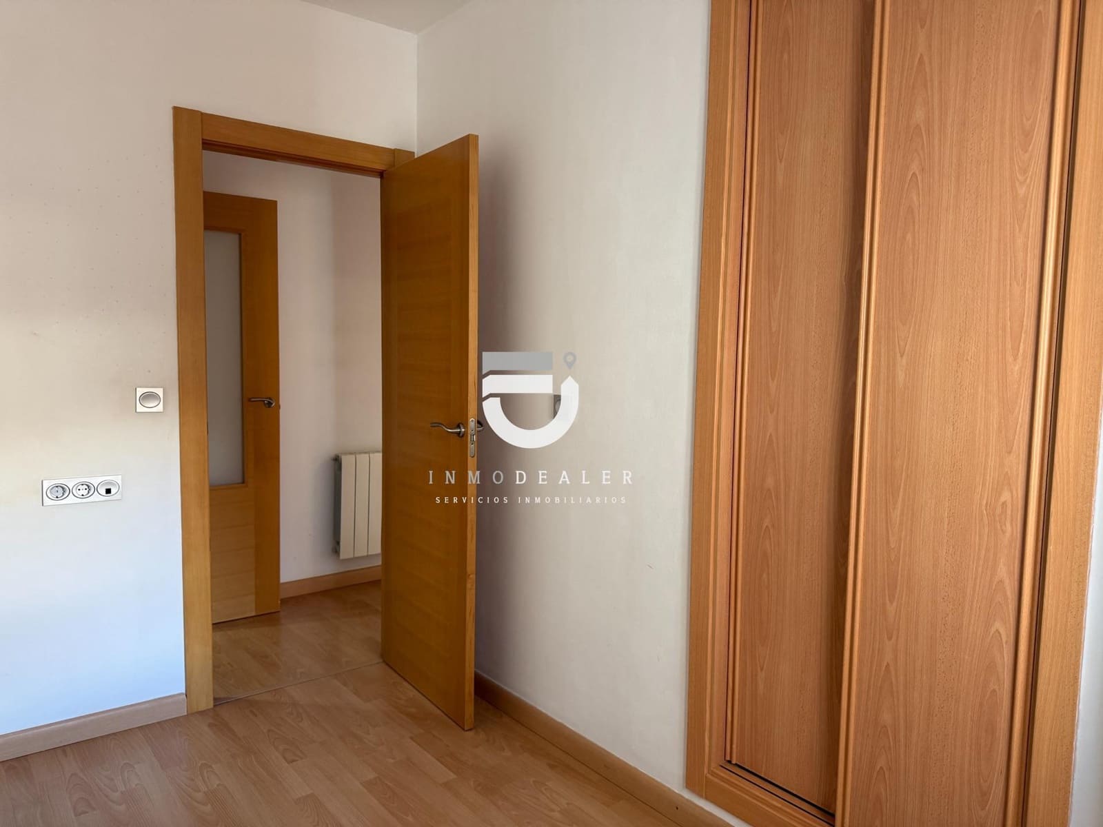 4 bedroom Flat for sale in Castalla - € 210,000 (Ref: 9762113)