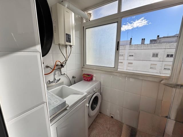 3 sovrum Lägenhet till salu i Gandia med garage - 188 000 € (Ref: 9794842)
