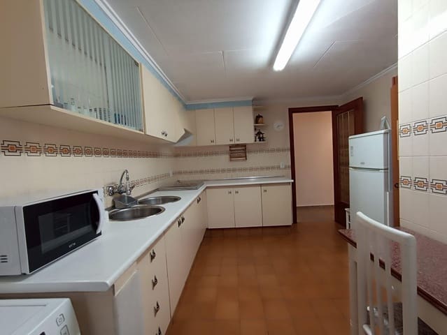 4 bedroom Flat for sale in Gandia - € 196,000 (Ref: 9794845)