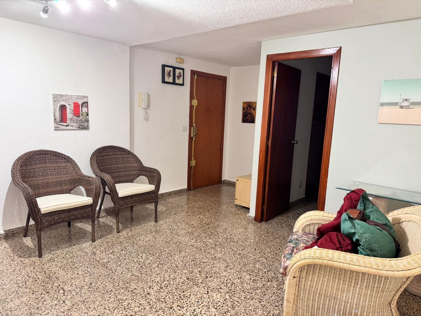 4 bedroom Flat for sale in Gandia - € 196,000 (Ref: 9794845)