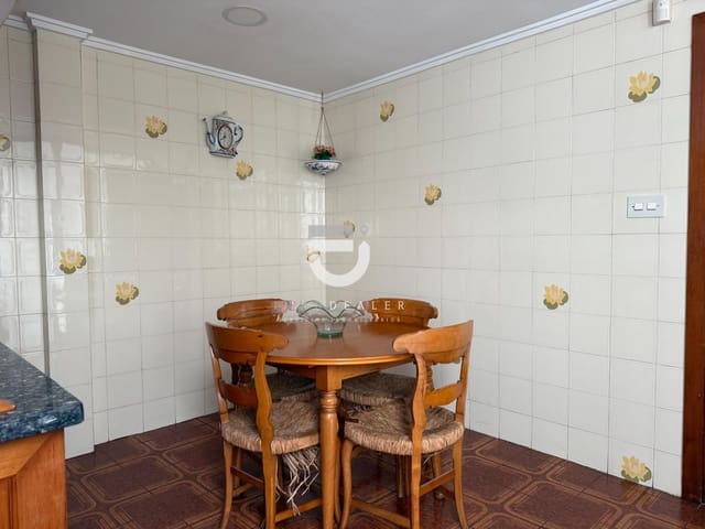 8 Zimmer Wohnung zu verkaufen in Oliva Pueblo, Oliva - 315.000 € (Ref: 9794847)