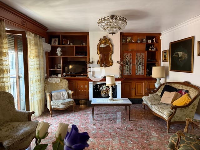 8 Zimmer Wohnung zu verkaufen in Oliva Pueblo, Oliva - 315.000 € (Ref: 9794847)