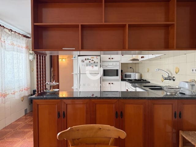 8 Zimmer Wohnung zu verkaufen in Oliva Pueblo, Oliva - 315.000 € (Ref: 9794847)