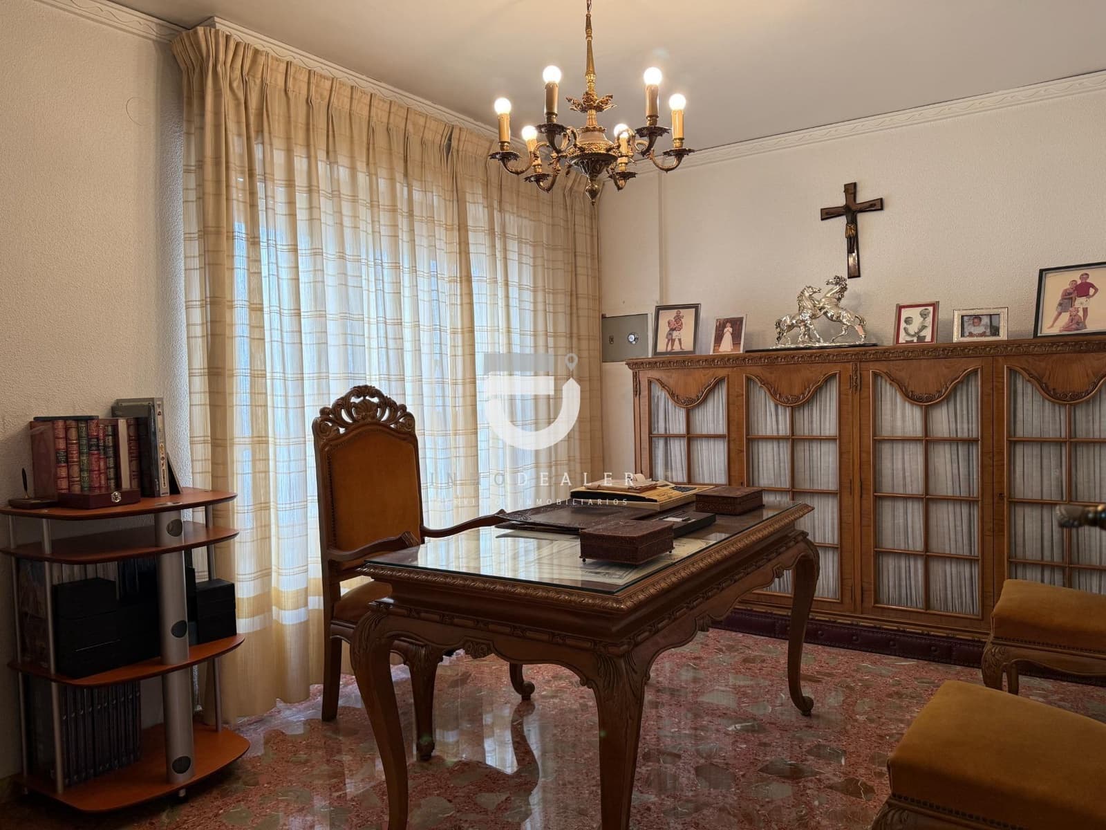 8 soveværelse Lejlighed til salg i Oliva - € 315.000 (Ref: 9794847)