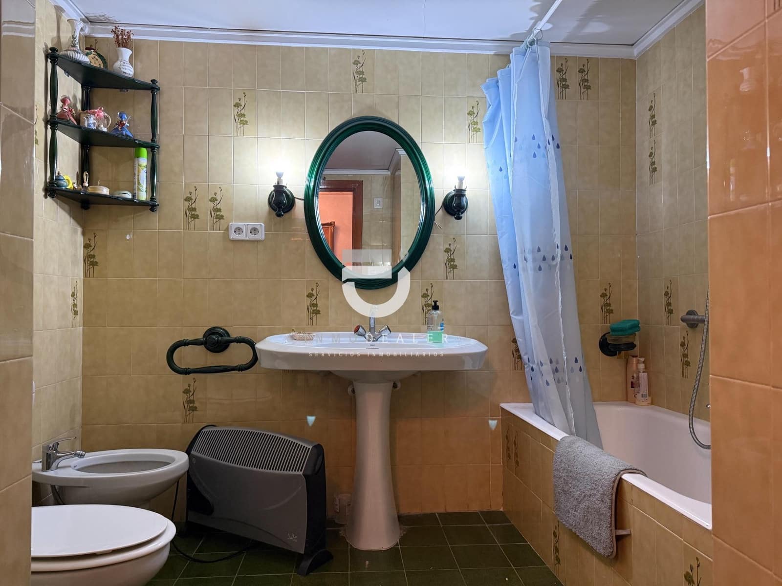 8 soveværelse Lejlighed til salg i Oliva - € 315.000 (Ref: 9794847)