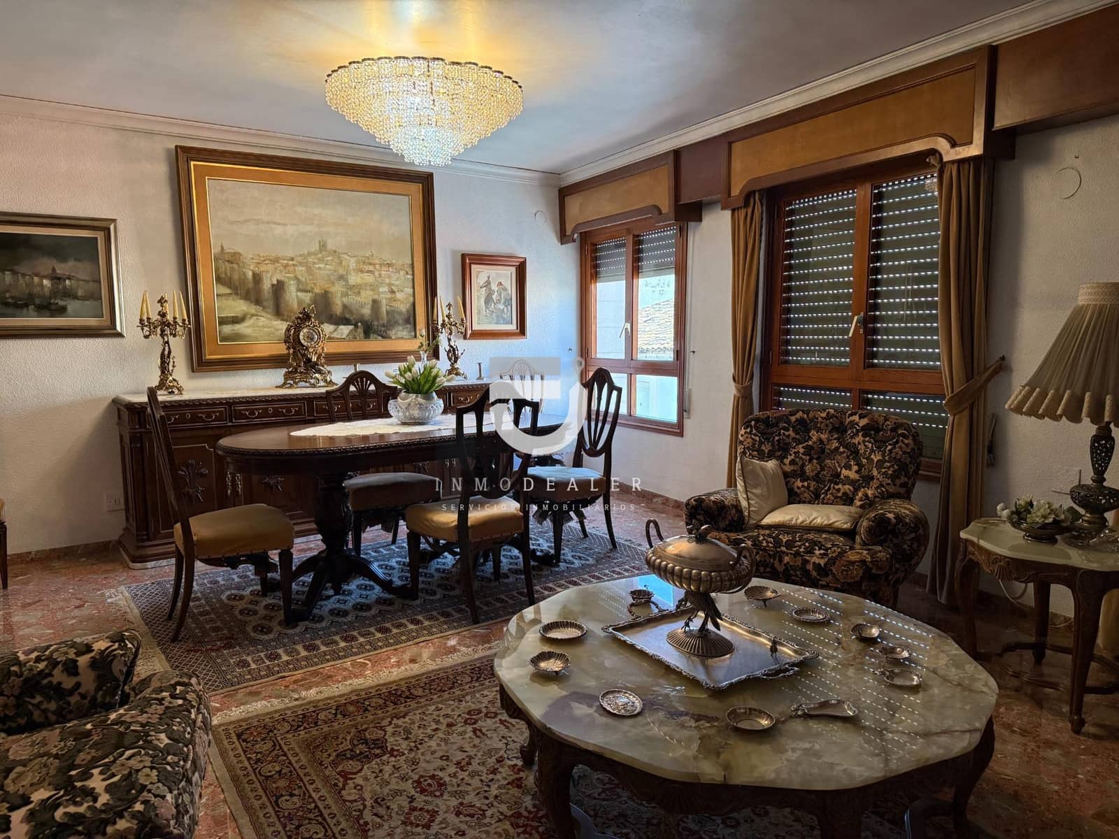 8 soveværelse Lejlighed til salg i Oliva - € 315.000 (Ref: 9794847)