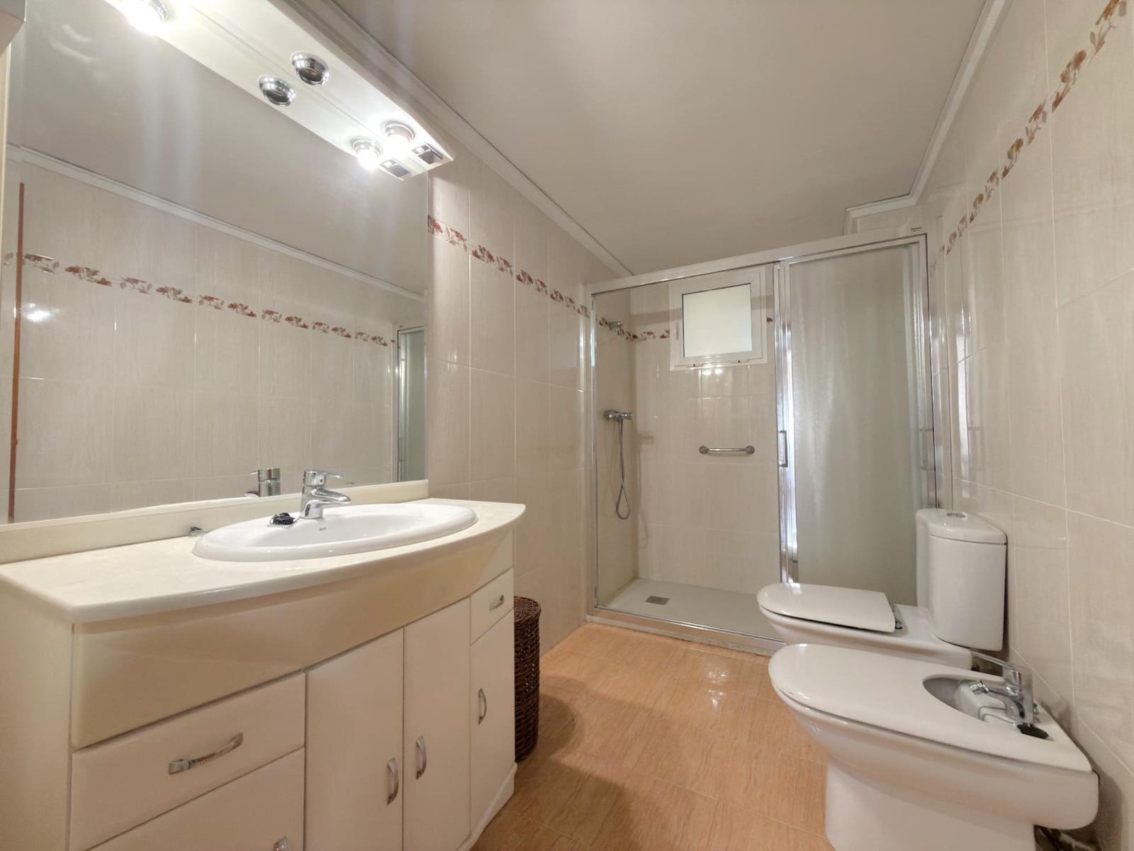 4 soverom Leilighet til salgs i Gandia - € 210 000 (Ref: 9799420)