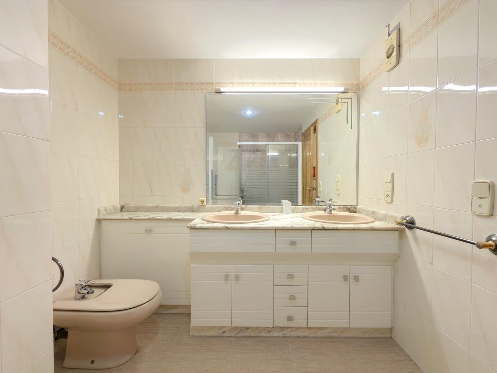 4 slaapkamer Flat te koop in Oliva - € 309.000 (Ref: 9808138)