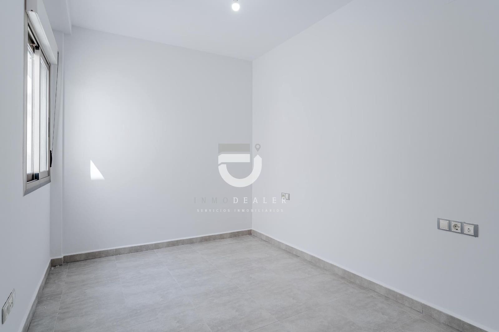2 Zimmer Penthouse zu verkaufen in Adsubia mit Pool - 215.000 € (Ref: 9818034)