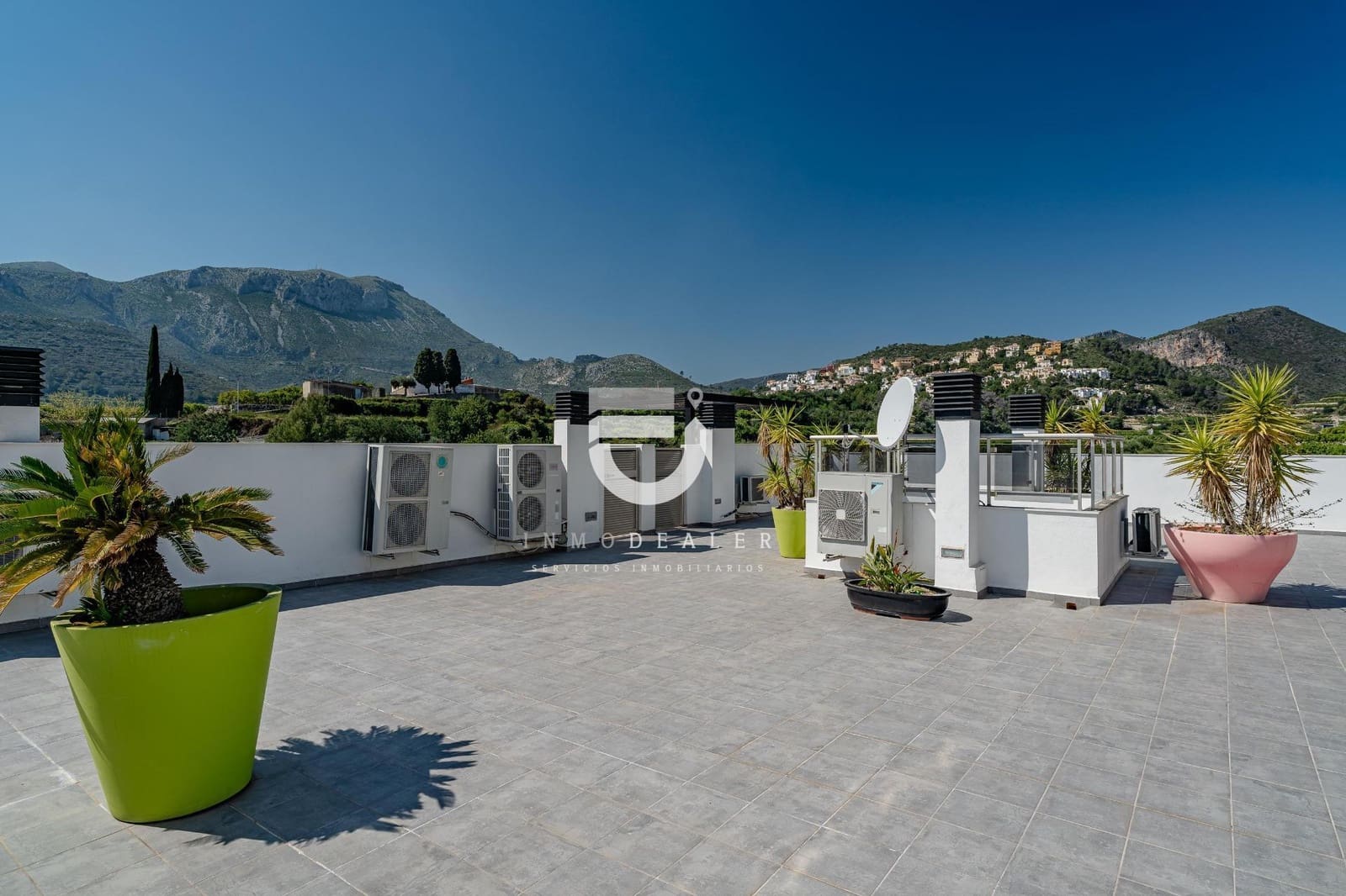 2 Zimmer Penthouse zu verkaufen in Adsubia mit Pool - 215.000 € (Ref: 9818034)