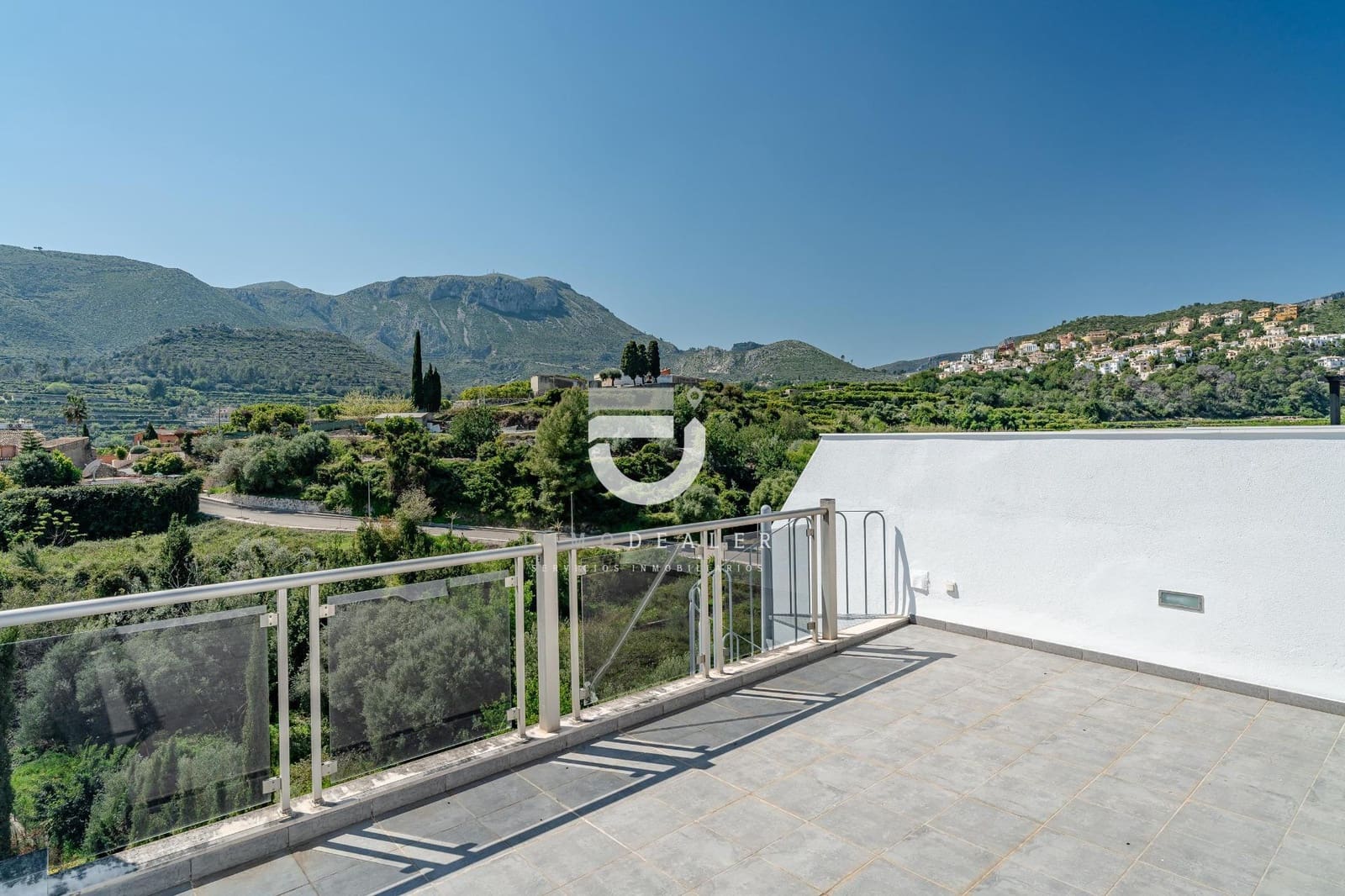 2 Zimmer Penthouse zu verkaufen in Adsubia mit Pool - 215.000 € (Ref: 9818034)