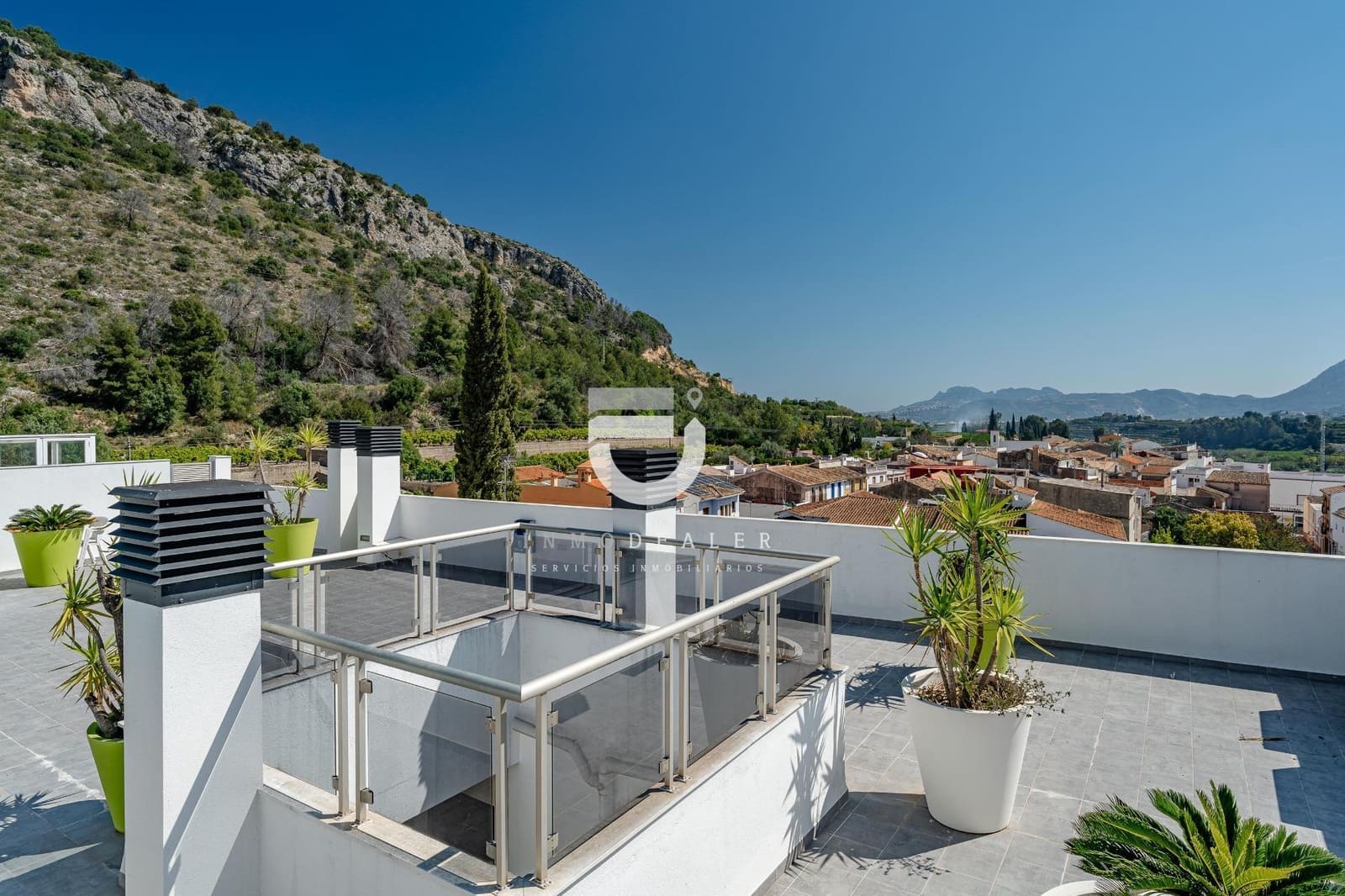 2 Zimmer Penthouse zu verkaufen in Adsubia mit Pool - 215.000 € (Ref: 9818034)