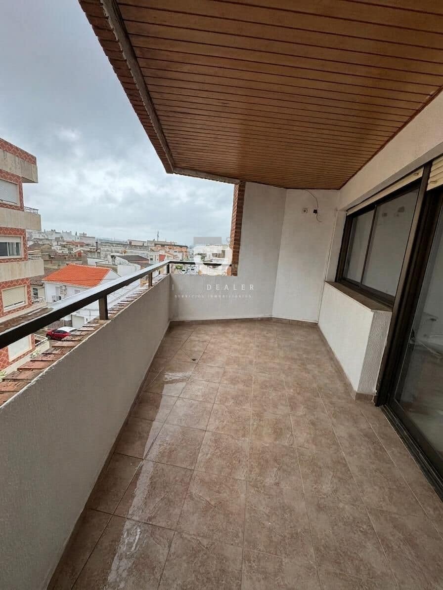 4 bedroom Flat for sale in Xeraco - € 165,000 (Ref: 9829354)