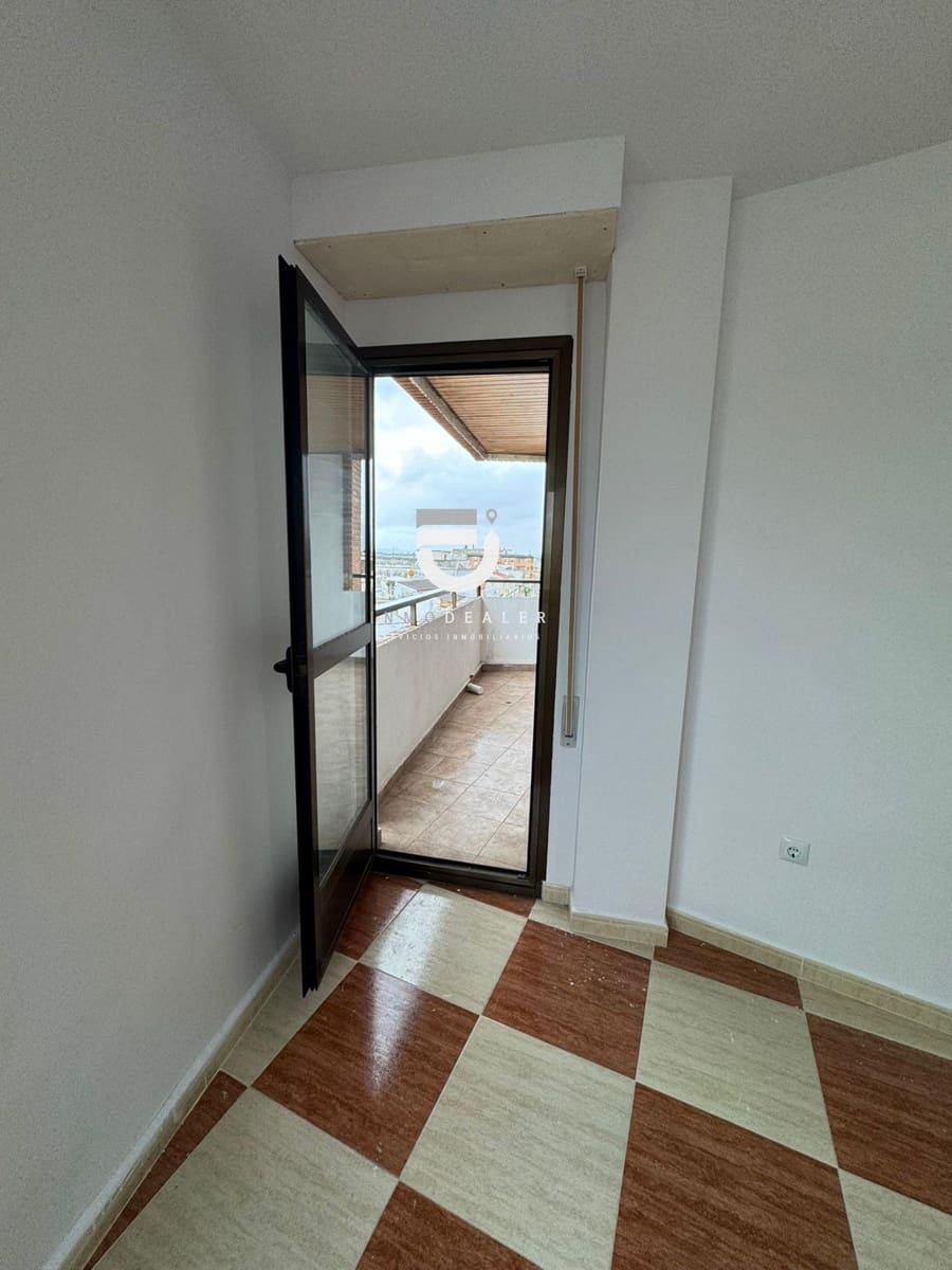 4 bedroom Flat for sale in Xeraco - € 165,000 (Ref: 9829354)