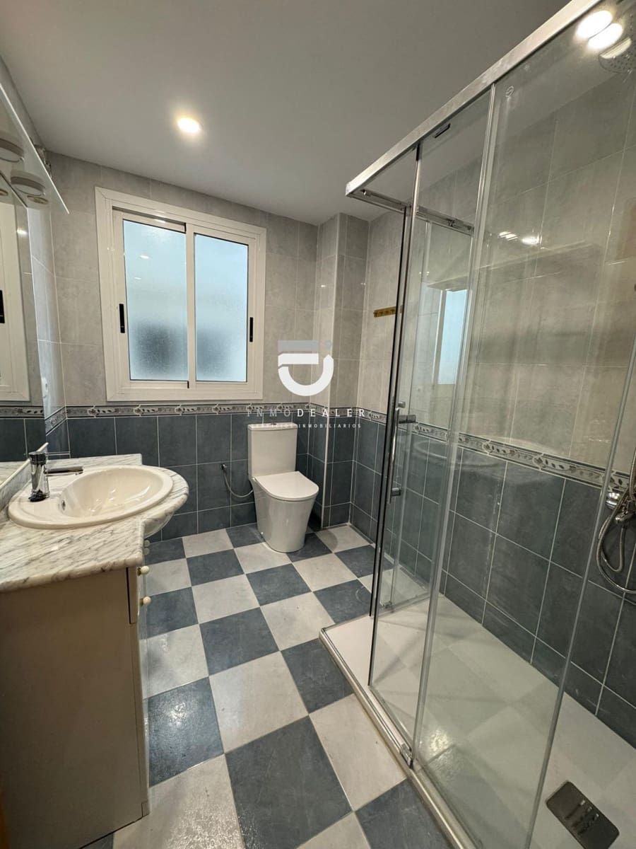 4 bedroom Flat for sale in Xeraco - € 165,000 (Ref: 9829354)