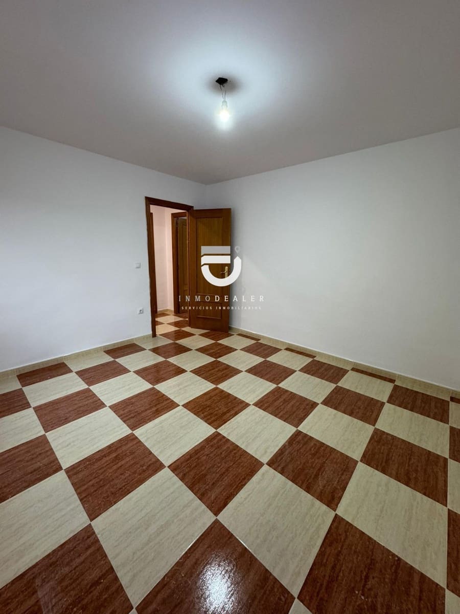 4 bedroom Flat for sale in Xeraco - € 165,000 (Ref: 9829354)